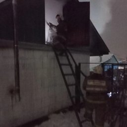 ​Обоянские огнеборцы на тушении пожара