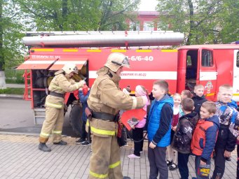 ​В гостях у огнеборцев Золотухинского района