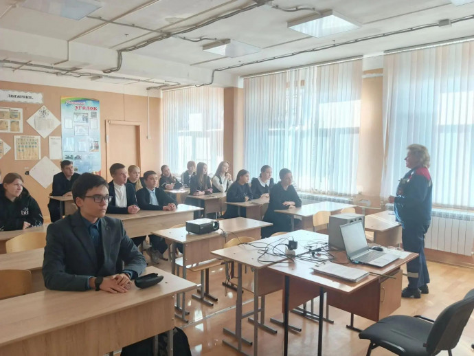 ​Урок по ГО в Тимской школе