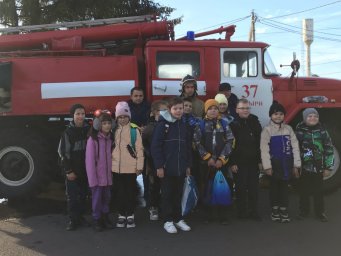 ​Гости в Поныровской Пожарной части