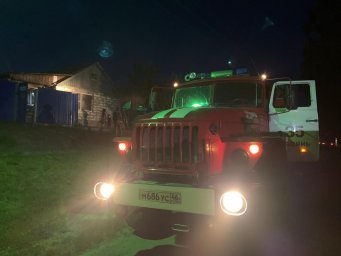 ​Обоянские пожарные ликвидировали возгорание дома на улице Псельская
