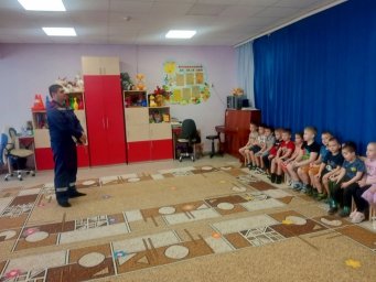 ​Урок безопасности в медвенском детском саду &laquo;Сказка&raquo;