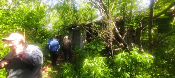 ​Медвенские добровольцы и работники КХ &laquo;Бабино&raquo; ликвидировали возгорание дома