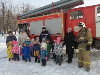 ​Мантуровские огнеборцы провели ПТЗ на объекте "Сеймский детсад"