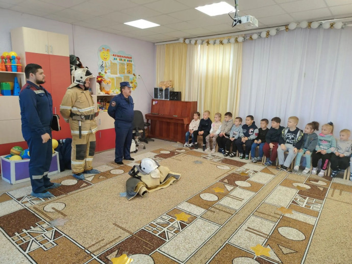 ​Урок по пожарной безопасности в детском саду "Сказка" Медвенского района