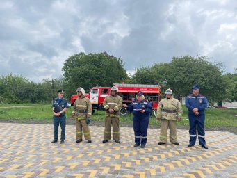 ​Солнцевские огнеборцы рассказали ребятам о безопасности