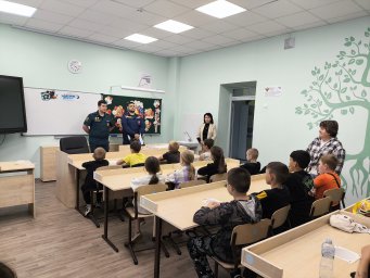 Безопасные каникулы: профилактическая беседа в пришкольных лагерях Медвенского района