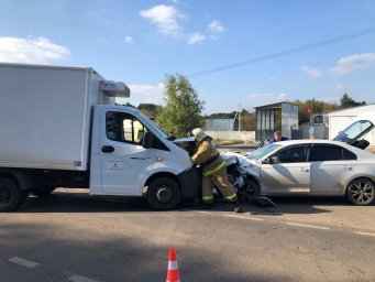 ​Обоянские огнеборцы выехали на ДТП