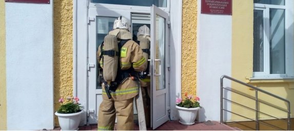 ​Пожарно-тактические занятия на территории Администрации Медвенского района