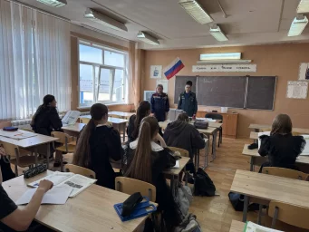 ​Открытые уроки по комплексной безопасности для ребят Тимского района