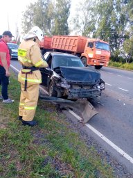 ​Хомутовские огнеборцы на ликвидации последствий ДТП