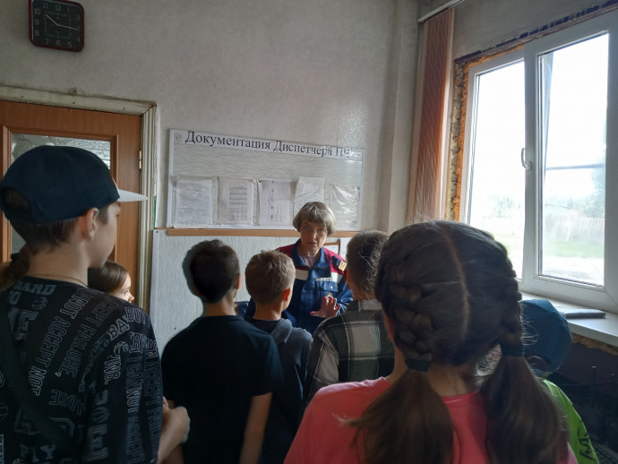 ​Экскурсия в пожарную часть Касторенского района
