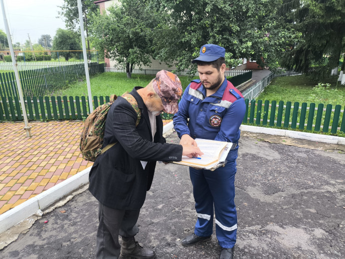 ​Профилактический рейд на территории Вышнереутчанского сельсовета