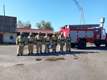 ​Большесолдатские огнеборцы на пожарно-тактическом учении