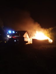 ​Черемисиновские огнеборцы отстояли дом в деревне Плаховка