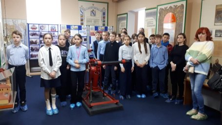 ​Пятиклассники 59 школы в Пожарно-спасательном музее