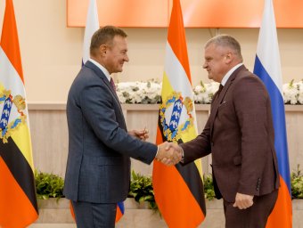 ​Вручение памятных медалей &laquo;80 лет Победы в Курской битве&raquo;