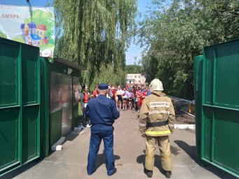 Занятия в детском оздоровительном лагере "Заря" Кореневского района