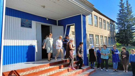 ​В БОЛЬШЕСОЛДАТСКОМ РАЙОНЕ ЗАВЕРШЕНЫ УЧЕБНЫЕ ЭВАКУАЦИИ В ШКОЛАХ