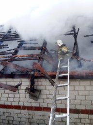 ​Пожар на ул. Ново-Маслово ликвидирован Октябрьскими огнеборцами