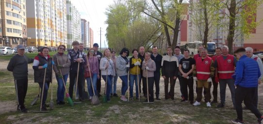 ​Работники комитета региональной безопасности на общегородском субботнике
