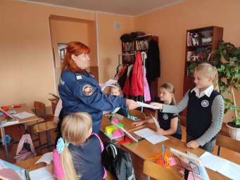 ​В Рыльском районе проведены открытые уроки по пожарной безопасности