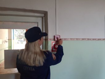 ​Дмитриевские огнеборцы проводят учебные эвакуации