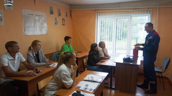 ​Пожарная безопасность для педагогов Золотухинского района