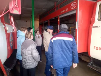 ​Экскурсия в пожарную часть Горшеченского района для учащихся Сосновской школы