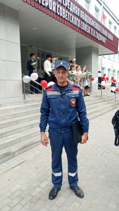 День знаний вместе с огнеборцами. Золотухинские школьники принимают поздравления