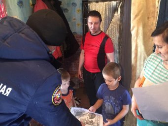 ​МНОГОДЕТНЫЕ СЕМЬИ В БОЛЬШЕСОЛДАТСКОМ РАЙОНЕ НА ПОСТОЯННОМ КОНТРОЛЕ.