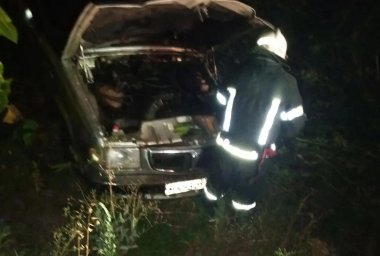 ​Огнеборцы ПЧ Медвенского района на ДТП