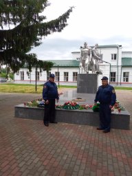 "Минута молчания" и возложение цветов в Советском районе