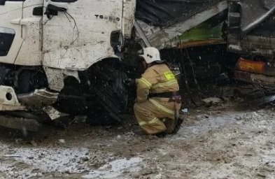 ​Огнеборцы ПЧ Курского района выезжали на два ДТП