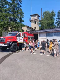 ​Школьники в пожарной части Фатежского района