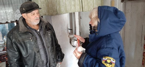 ​ПЧ Курского района проведен рейд по проверке состояния печного отопления