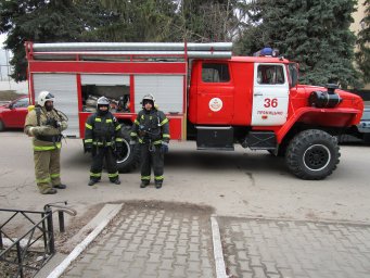 В Октябрьском районе прошел смотр сил и средств.