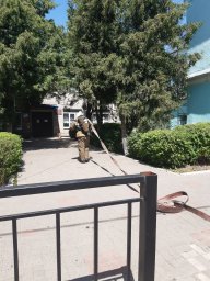 Дмитриевские пожарные на учениях в  Средней общеобразовательной школе № 2