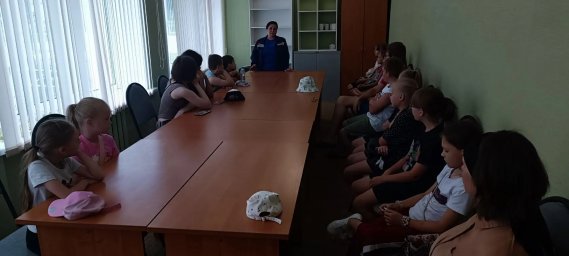 Тематическая беседа «Спички детям не игрушка» на базе Поныровского дома культуры Тематическая беседа «Спички детям не игрушка» на базе Поныровского дома культуры
