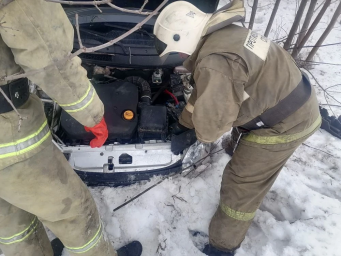 ​Огнеборцы ПЧ Солнцевского района на выезде на ДТП в д. Ивановка