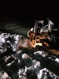 ​Опрокидывание грузового автомобиля КАМАЗ на автодороге д. Гряды-п.Конышевка