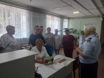​Беседа о мерах пожарной безопасности с сотрудниками ОБУЗ &laquo;Курская ЦРБ&raquo;