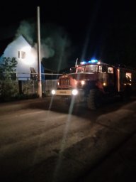 ​Пристенские огнеборцы потушили дом и автомобиль