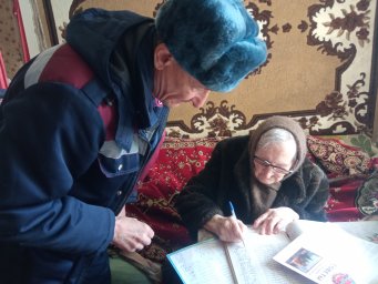 ​Профилактический рейд в д. Апальково Золотухинского района