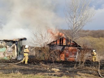 ​Огнеборцы Черемисиновского района на борьбе с огнем
