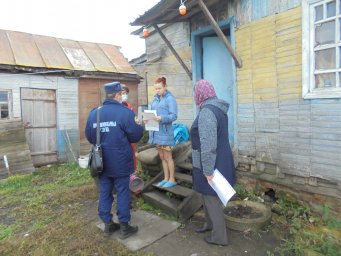 В области проходят совместные профилактические рейды по пожарной безопасности