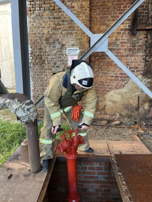 ​Проверка пожарного водоснабжения в Рыльском, Хомутовском и Железногорском районах