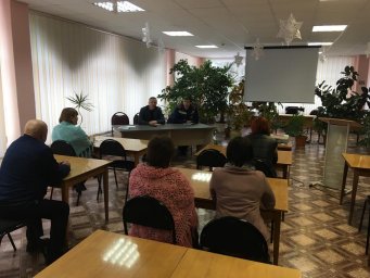 ​Работники ПЧ№27 провели противопожарный инструктаж с преподавательским составом