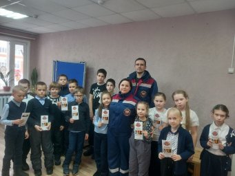 ​Встреча с огнеборцами Поныровского района