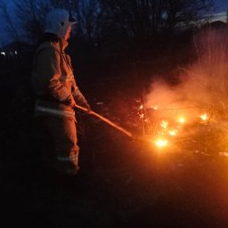 ​Огнеборцы Курского района на борьбе с горением сухой травы